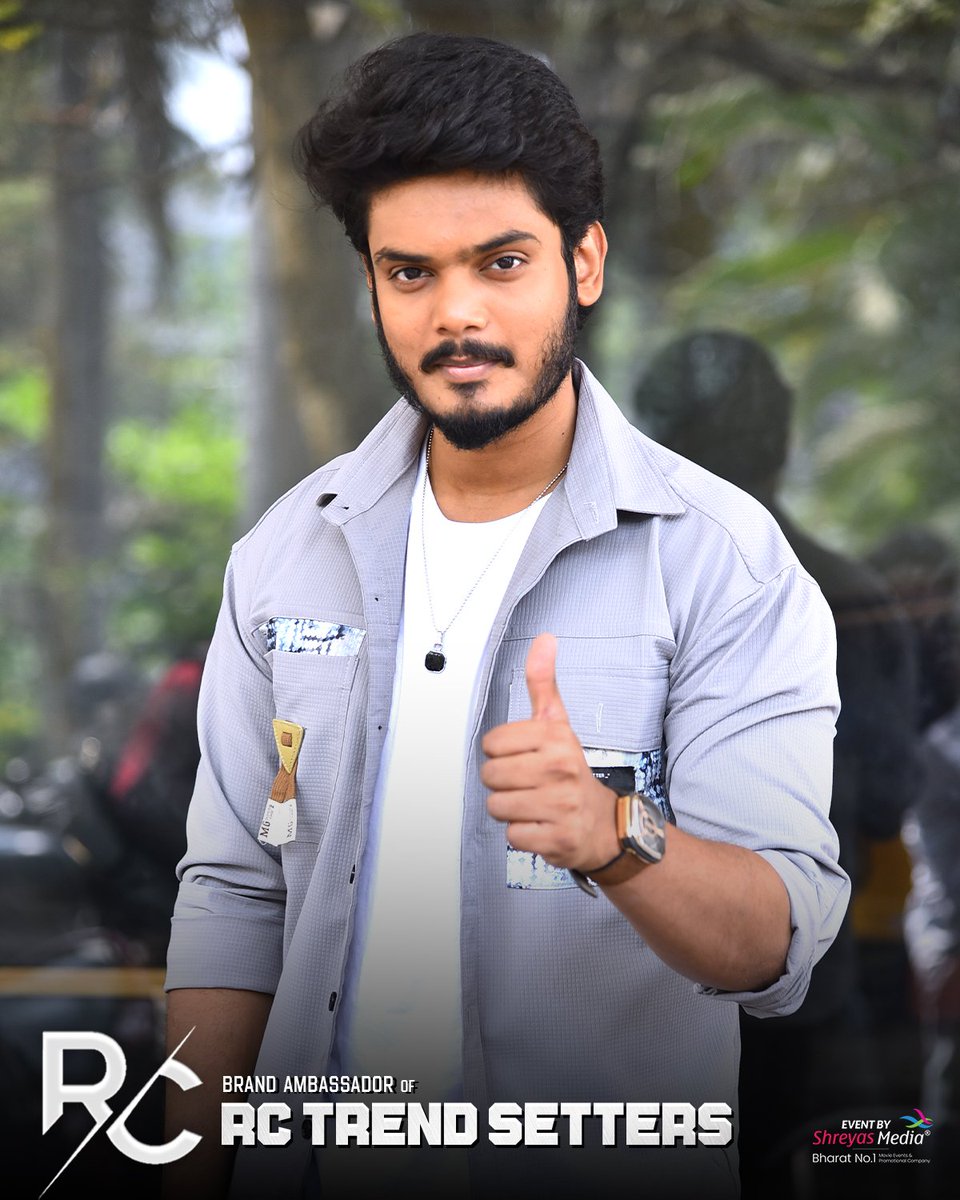 shreyasmedia's tweet photo. Hero @ActorAkashPuri looks super cool in this stylish outfit at at the @RcTrendsetters Brand Ambassador Launch Event.🤩💥

@Hari4Cinema @shreyasgroup #RCTrendsetters #AkashPuri #ShreyasMedia #ShreyasGroup https://t.co/IlTjsqysIp