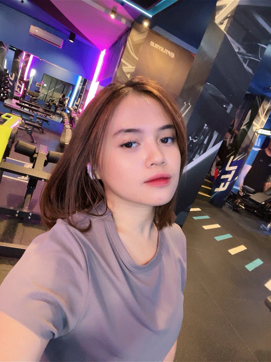 ch4ljpeg's tweet photo. gym dump hari inieh https://t.co/XchWdJe45C
