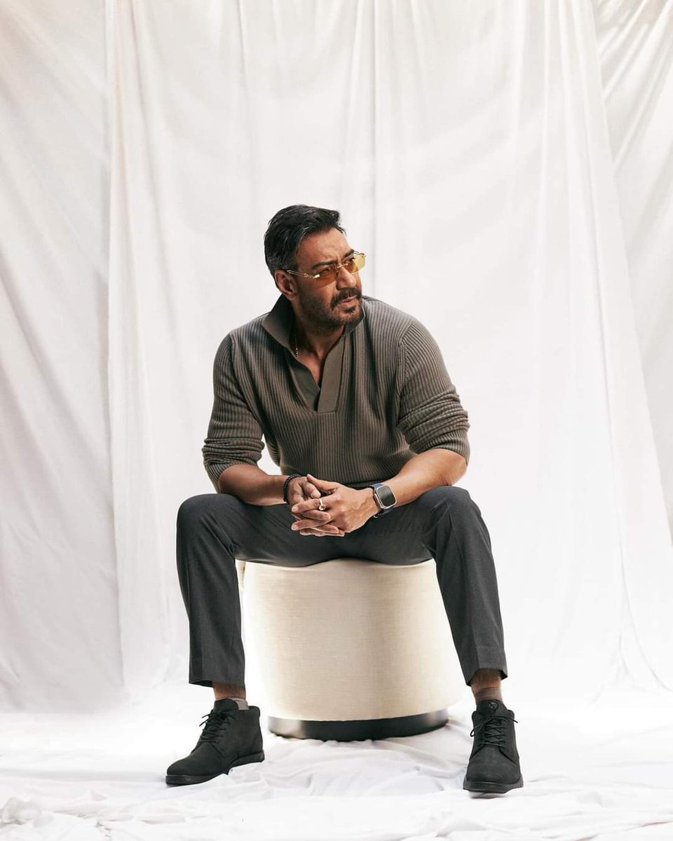 Fearless_Nitin's tweet photo. Age is Just Number @ajaydevgn 🥵 https://t.co/tGpFQzF99j