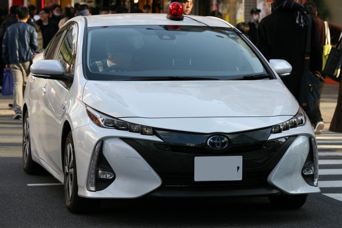 daikako9910's tweet image. 秋葉原 ホコ天②
所轄プリウスPHV覆面
次は赤点灯を・・

#覆面
#覆面パトカー
#プリウスPHV