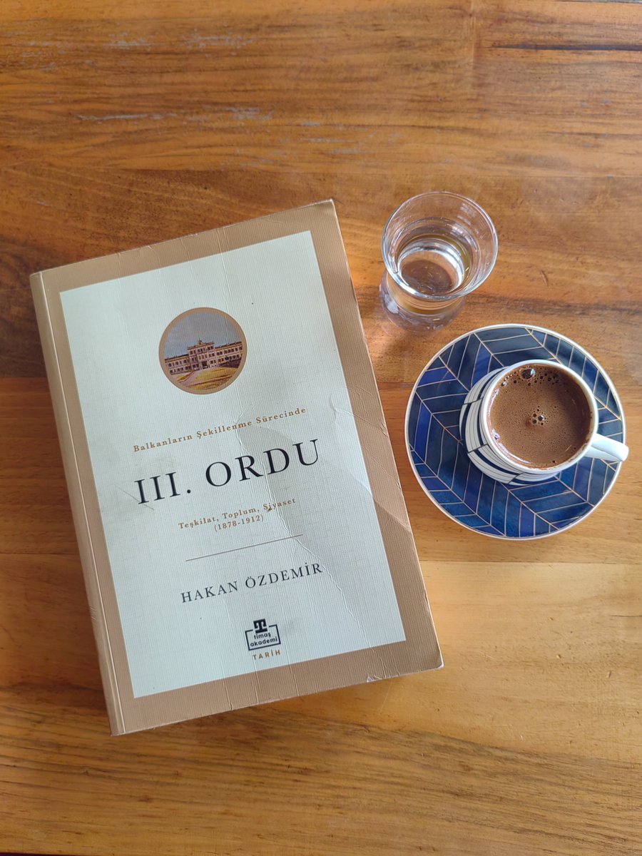 Muhteşem bir çalışma. Yakın dönem Osmanlı askeri tarihi araştırmalarımda çok faydasını görüyorum. Değerli Hakan Özdemir <a href="/1HakanOzdemir/">Hakan Özdemir 🇹🇷</a> hocamı tebrik eder, herkese tavsiye ederim.