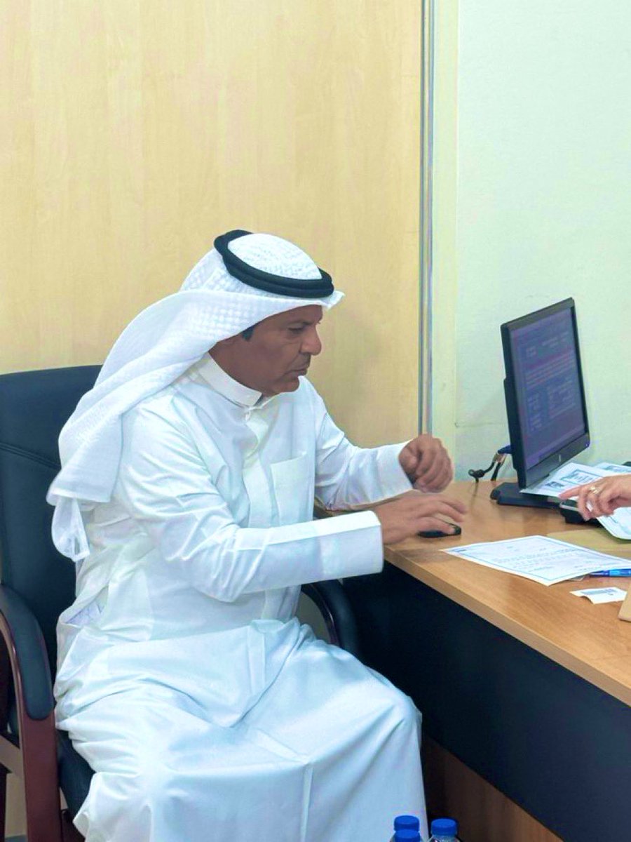 بمواقفه وخلال فتره قصيره اثبت بدر سيار 
ان العضويه للشعب وليست للنائب فقط

 #بدر_سيار_الشمري 🥇