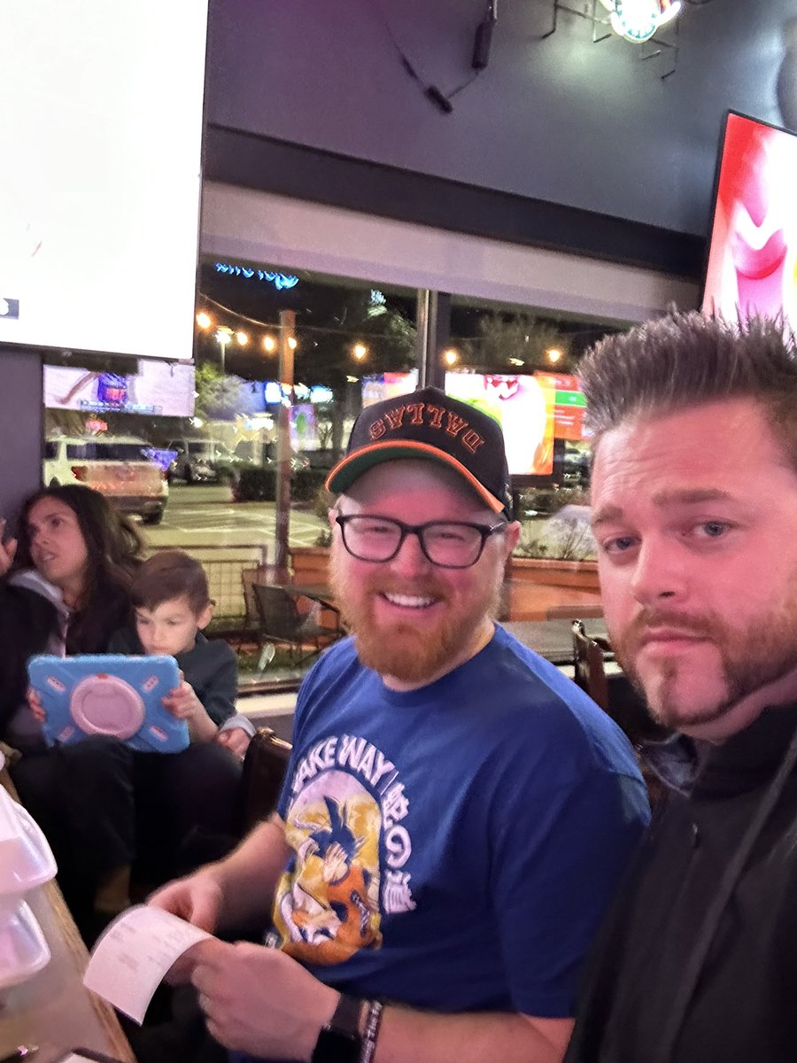 jamesprater88's tweet photo. Post pre release dinner with the Twitter legends!!! @Shiba_Inu_ATX @Carrionscards @KSquared2015 @Nikislimthicky @DarthBrookes11 &amp; Ashley! A great amount of fun was had today! https://t.co/AYkajozmHn