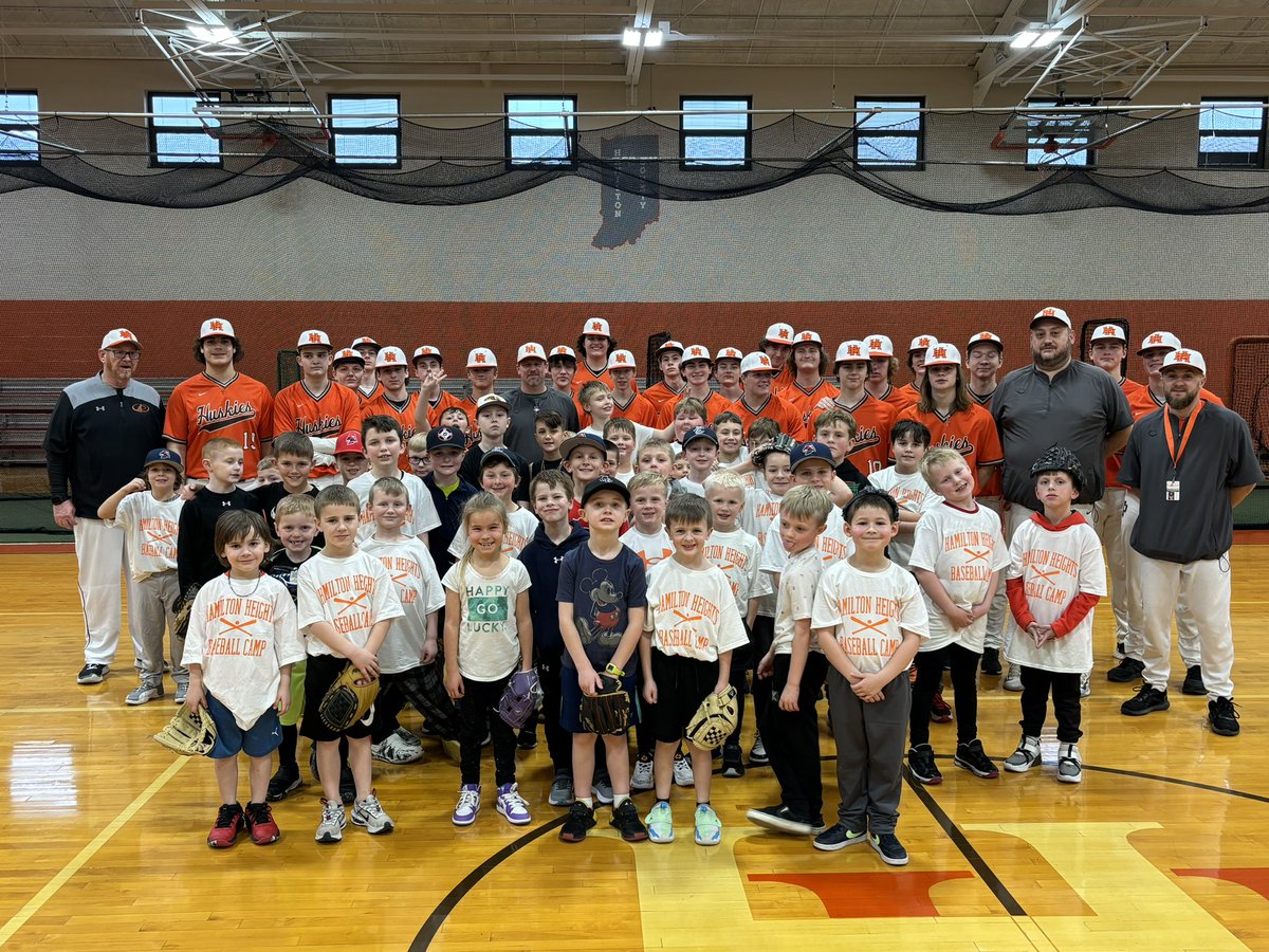 HHHuskyBaseball's tweet photo. Great day of camp for the younger guys. It was our biggest camp yet. Good luck to these future Huskies in their upcoming season! https://t.co/co0GZcoGY3