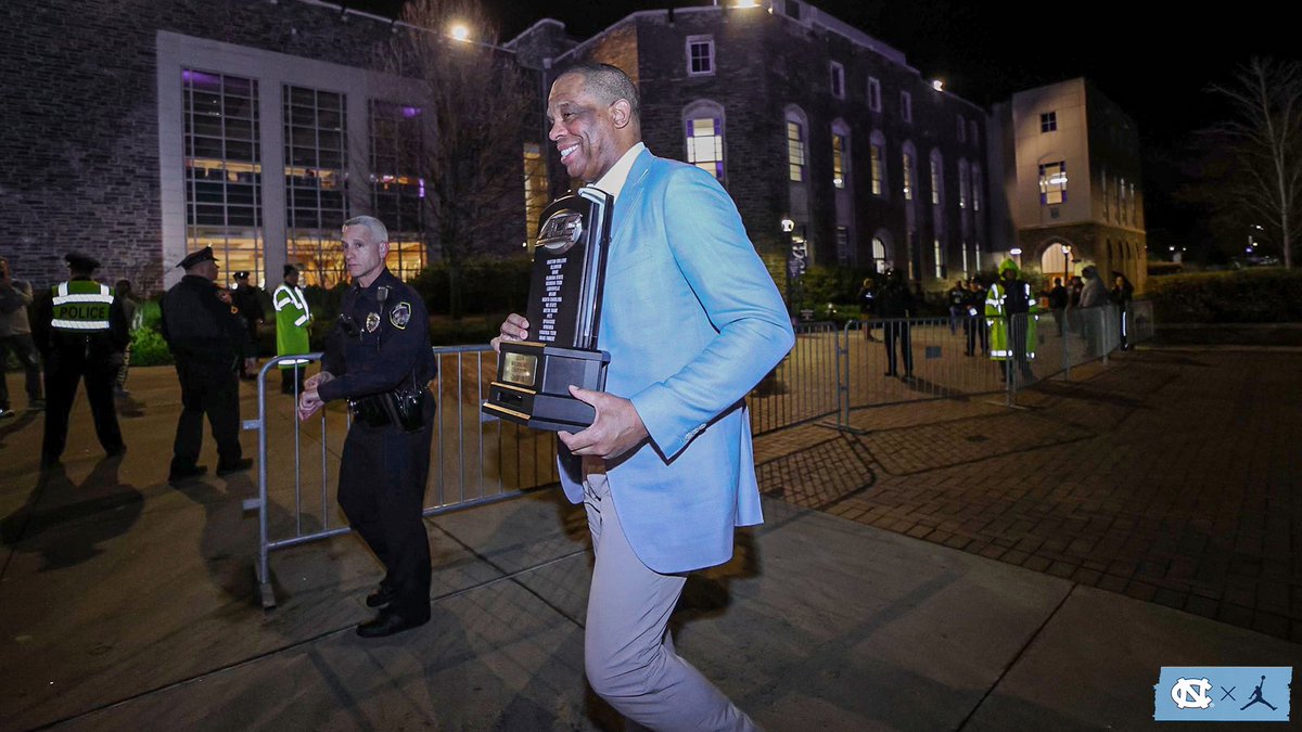 UNC_Basketball's tweet photo. Well earned, Coach 🙌 https://t.co/ihDoVx51y9