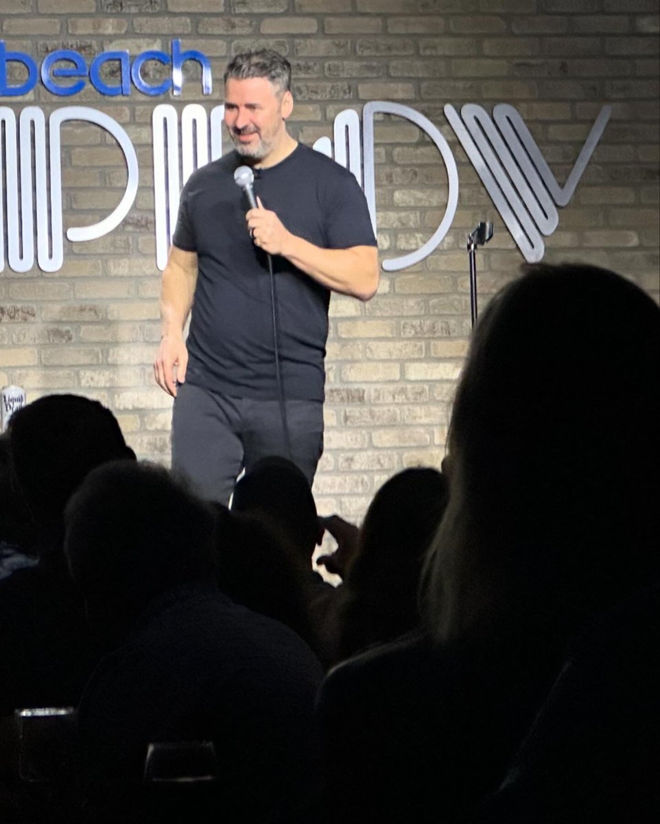 SimplyFrancie's tweet photo. Great to see Mr Tall Dark and Pleasant, hilarious @peteleetweets on his return to South Florida. @DaniaImprov https://t.co/d2cdDlxh4r