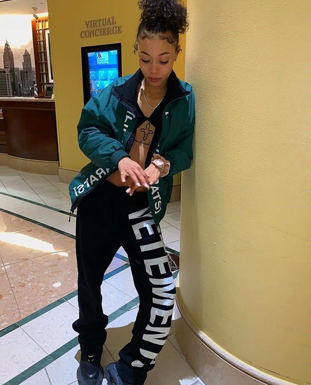 SilentReaper1s's tweet photo. @coi_leray been sexy y’all was just hating because y’all don’t think for yourselves and follow whatever trends. But Coi BEEN THAT 😌😩😍😍😍 https://t.co/7w8R6V66oK