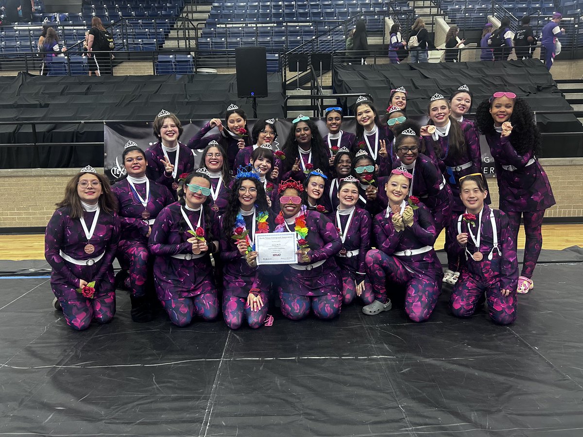 Congratulations to our JV Winter Guard on their beautiful performance tonight, finishing their season by winning the bronze medal at the North Texas Color Guard Championships! <a href="/ehsfrisco/">Emerson High School</a>guard @ehsfrisco <a href="/friscofinearts/">FISD Fine Arts</a>