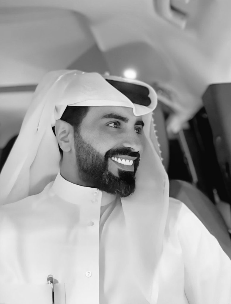 abood_askar1's tweet photo. خذينا من سيرة شِعرك معنى الحروف 
وخذينا من ضحكة شفاتك شعور السلام
@Nasser_Alwobair 
#ناصر_الوبير 
#بيت_١_٩ https://t.co/eg6FWBJKCy