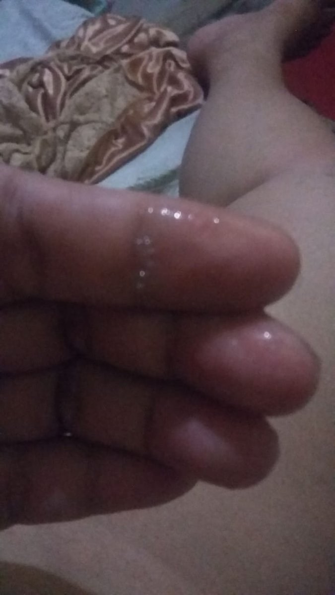 Tidak1780's tweet photo. Gerah bgt siang ini terpaksa ku buka semua eh malah becek becek sedap https://t.co/tMMZNvsOd5