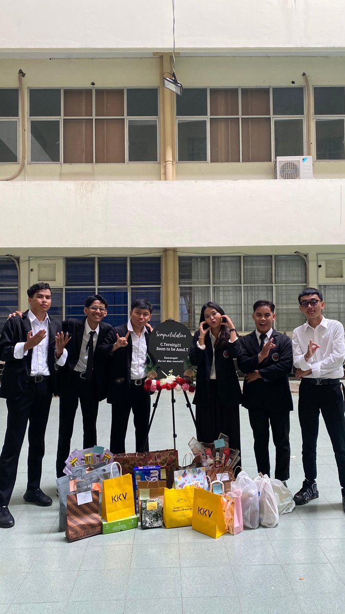 anunugrah's tweet photo. https://t.co/7dF5NoYryt
