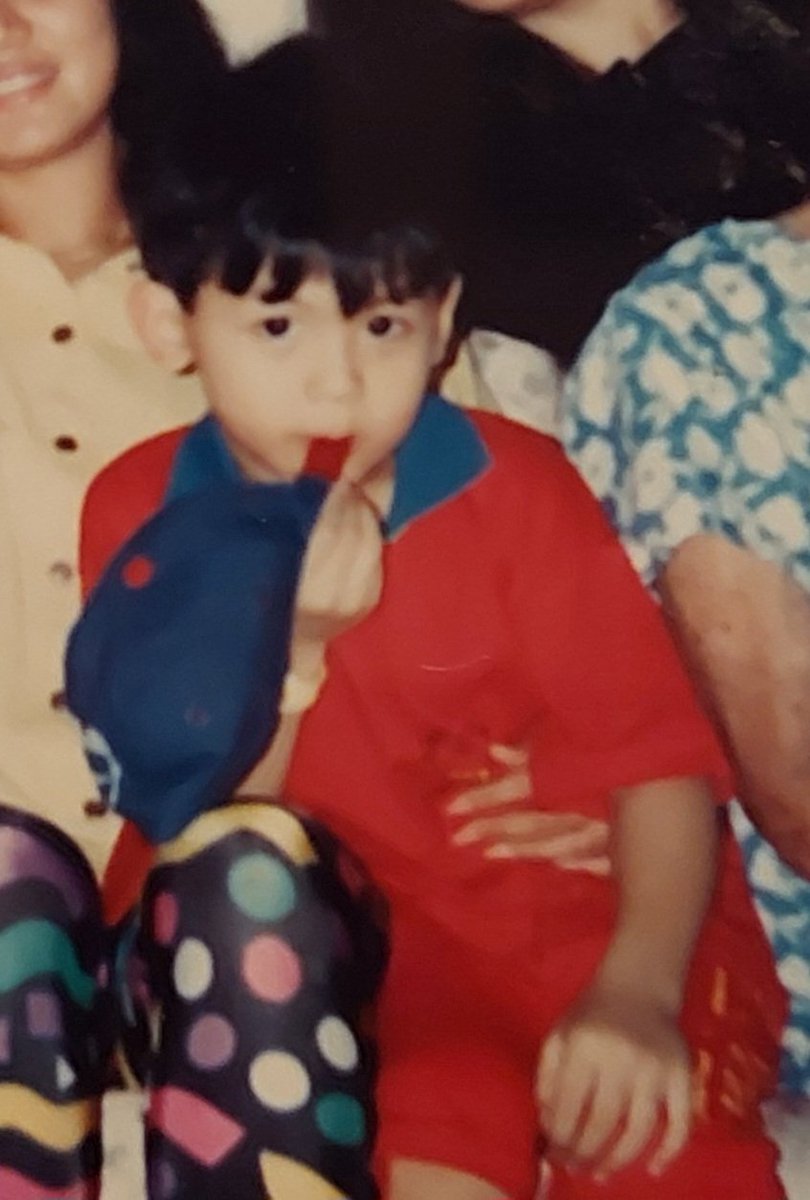 QT a pic of tiny you Babyboi since 1987 *why does childhood pics make me feel sad haha