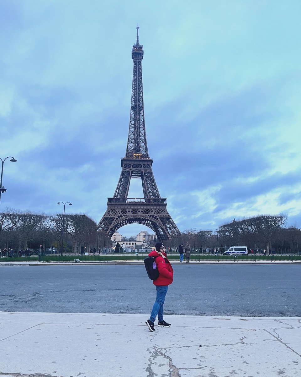 namtarns's tweet photo. #Paris I 'm coming 🗼 https://t.co/Twq3Et87rl