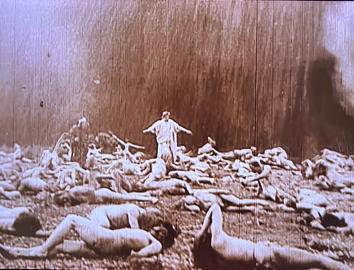 inherentcharlie's tweet photo. The new @terror_vision restoration of ‘Dante’s Inferno’ is wild. Every visual is pretty much the most haunting and eerie thing I’ve ever seen! https://t.co/saw7NOQNbT