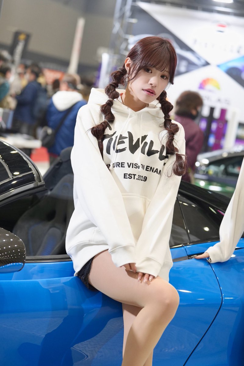 4864yoosshiii's tweet photo. 2024/03/10
#名古屋オートフェスティバル
#FIEVILE ブース

#広瀬晏夕 さん @loveanyu_twitt 

パーカーらぶあんゆ🙈

#名古屋オートフェスティバル2024
#フィールドヴィレッジ https://t.co/rDhDgvZiVU