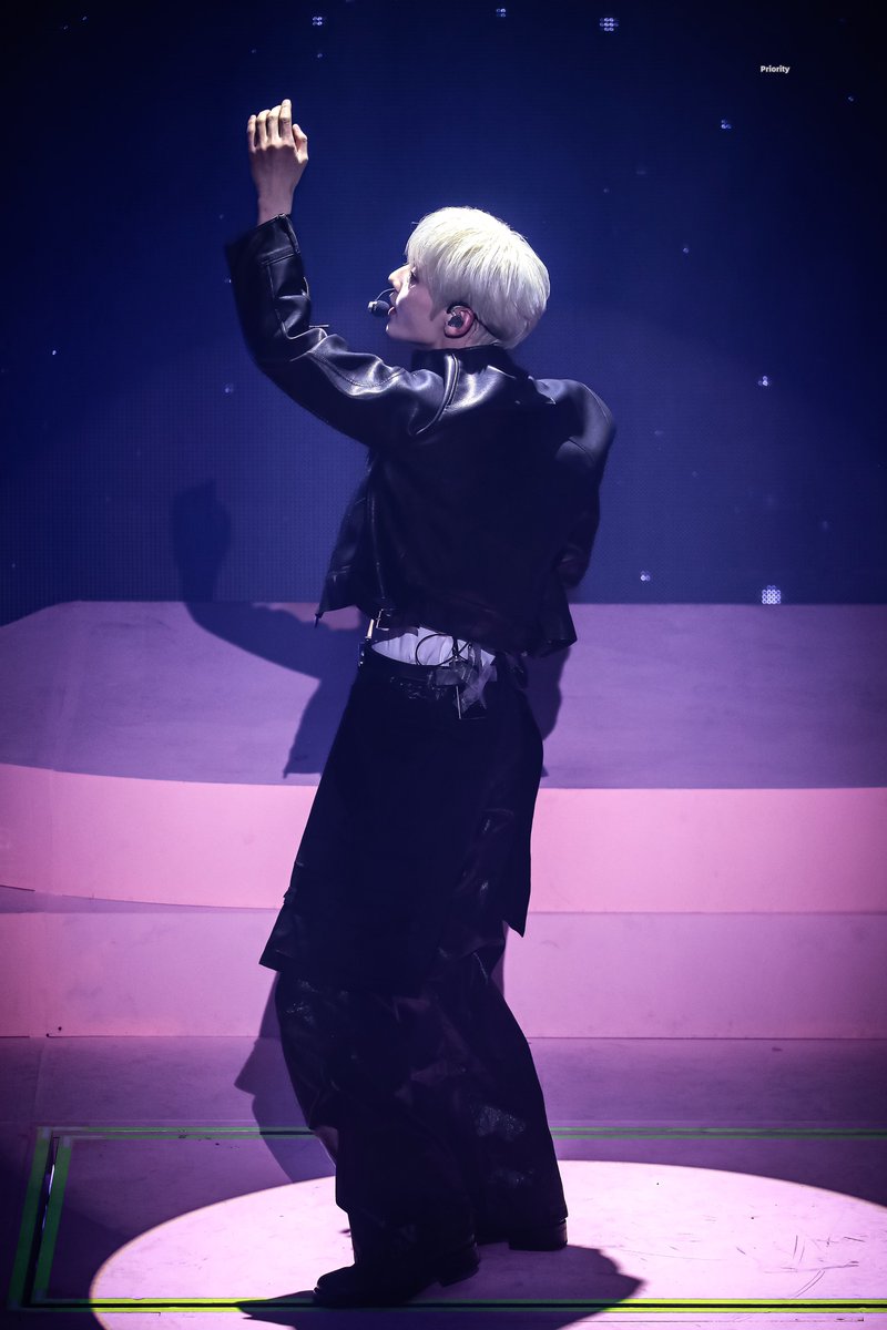 Priority89's tweet image. 240309 
수많은 별이 그랬듯이 언제나 같은 자리✨

#황민현 #HWANGMINHYUN 
#민현 #MINHYUN #도원결의