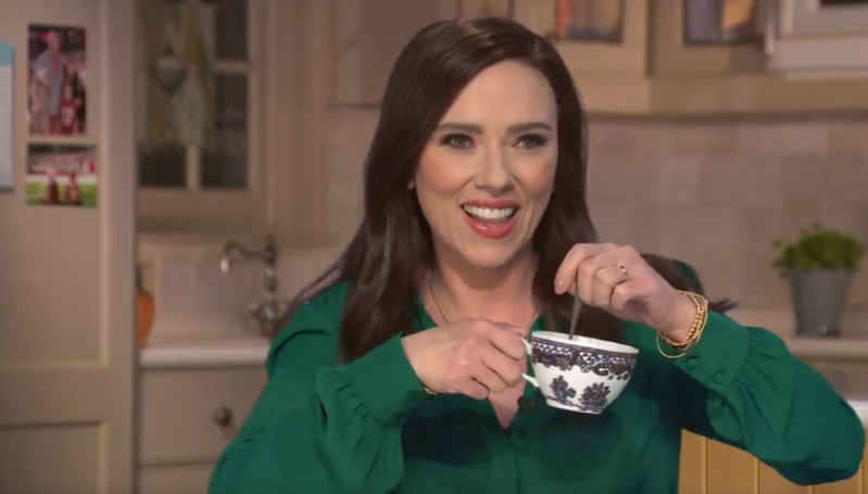 DonnaYoungDC's tweet photo. "My tea is ready."
#SNL #SNLcoldopen #SOTU #KatieBritt #ScarlettJohansson https://t.co/FbRpx3Guyw