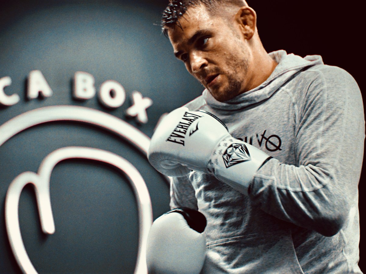 MightyJax's tweet image. Boom 💥 👊🏼💎@DustinPoirier #UFC299  #mightyjax 👏🏻 #R3D