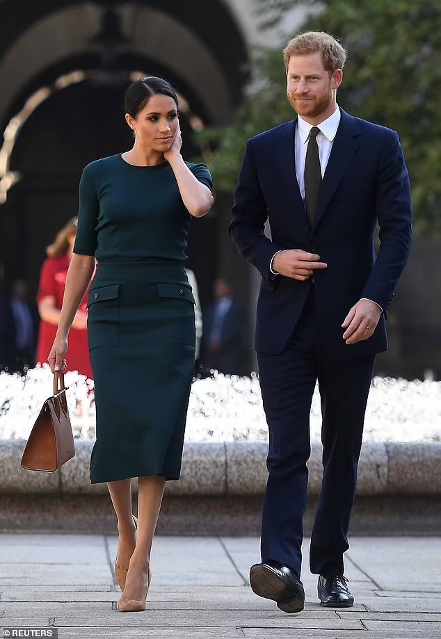 You have got just one thing to do smash that like button and retweet button if you believe Megain and Hazbeen The Harkles of Montecito need to do the honourable thing and relinquish their fake titles no royal work equals no royal titles #FOMeghan #HarryAndMeghanAreGrifters