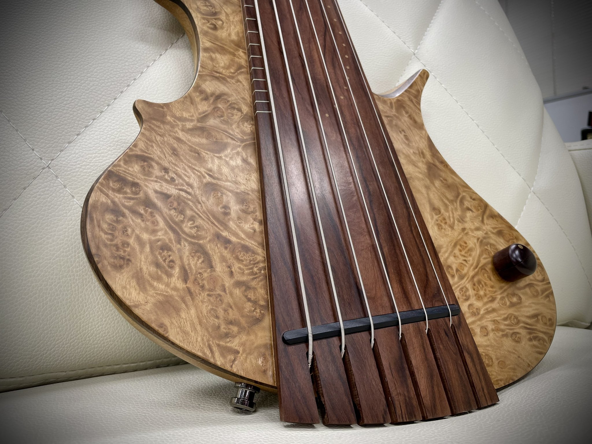 ベース Stradi / Symphonette Mini 6 used】Stradi / Symphonette Mini 6 1.810kg【委託品】【GIB横浜