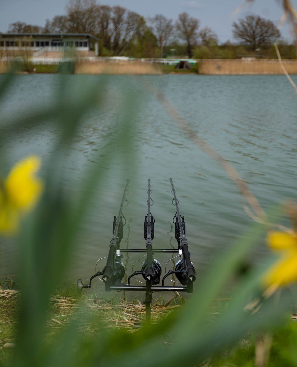anglingdirect's tweet photo. Happy Mother's Day! 💗
To all the mums who fish... 🎣
To all the mums who help run fishing clubs... 🤝
To all the mums who take their children fishing... 💪
#AnglingDirect #GettingEveryoneFishing #MothersDay https://t.co/1aVIEaOvwc