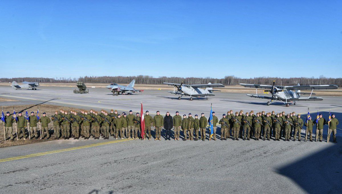 LATVIAN AIR FORCE READY FOR RUSSIA

Watch out Vladimir !🤣🤣

#Latvia #Russia #UkraineRussiaWar #NATO #NATORUSSIAWAR