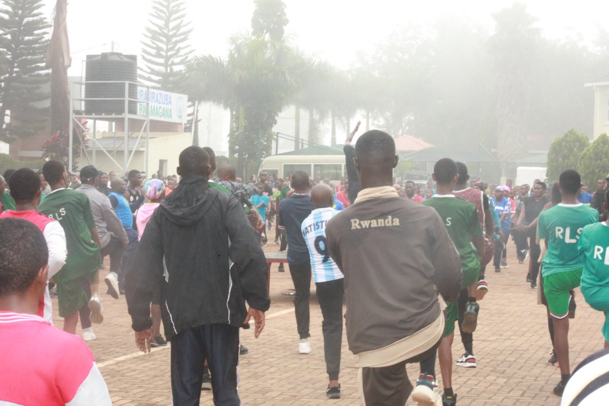Kigabiro Sector (@sectorkigabiro) on Twitter photo <a href="/SectorKigabiro/">Kigabiro Sector</a> uyumunsi Umuyobozi w’Akarere ka <a href="/RwamaganaDistr/">Rwamagana District</a> <a href="/RadjabM/">Radjab Mbonyumuvunyi</a> arikumwe n’inzego z’umutekano, Abajyanama munama njyanama bifatanyije na Abaturage b’umujyi wa Rwamagana muri Siporo ya bose.
<a href="/PudenceR/">Pudence RUBINGISA</a> <a href="/RadjabM/">Radjab Mbonyumuvunyi</a> ,<a href="/rrkagabo/">Richards RK</a> ,<a href="/KarangwaUmutoni/">Umutoni Karangwa</a> ,<a href="/Minalocc/">Minaloc</a> ,<a href="/RwandaEast/">𝐄𝐚𝐬𝐭𝐞𝐫𝐧 𝐏𝐫𝐨𝐯𝐢𝐧𝐜𝐞 | 𝐑𝐰𝐚𝐧𝐝𝐚</a> . <a href="/SectorKigabiro/">Kigabiro Sector</a> uyumunsi Umuyobozi w’Akarere ka <a href="/RwamaganaDistr/">Rwamagana District</a> <a href="/RadjabM/">Radjab Mbonyumuvunyi</a> arikumwe n’inzego z’umutekano, Abajyanama munama njyanama bifatanyije na Abaturage b’umujyi wa Rwamagana muri Siporo ya bose.
<a href="/PudenceR/">Pudence RUBINGISA</a> <a href="/RadjabM/">Radjab Mbonyumuvunyi</a> ,<a href="/rrkagabo/">Richards RK</a> ,<a href="/KarangwaUmutoni/">Umutoni Karangwa</a> ,<a href="/Minalocc/">Minaloc</a> ,<a href="/RwandaEast/">𝐄𝐚𝐬𝐭𝐞𝐫𝐧 𝐏𝐫𝐨𝐯𝐢𝐧𝐜𝐞 | 𝐑𝐰𝐚𝐧𝐝𝐚</a> .