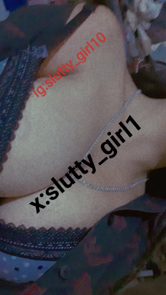 slutty_girl1's tweet photo. Recuerden que tengo contenido y zings ala venta info al prv 🙈 https://t.co/HiF0CXr0A6