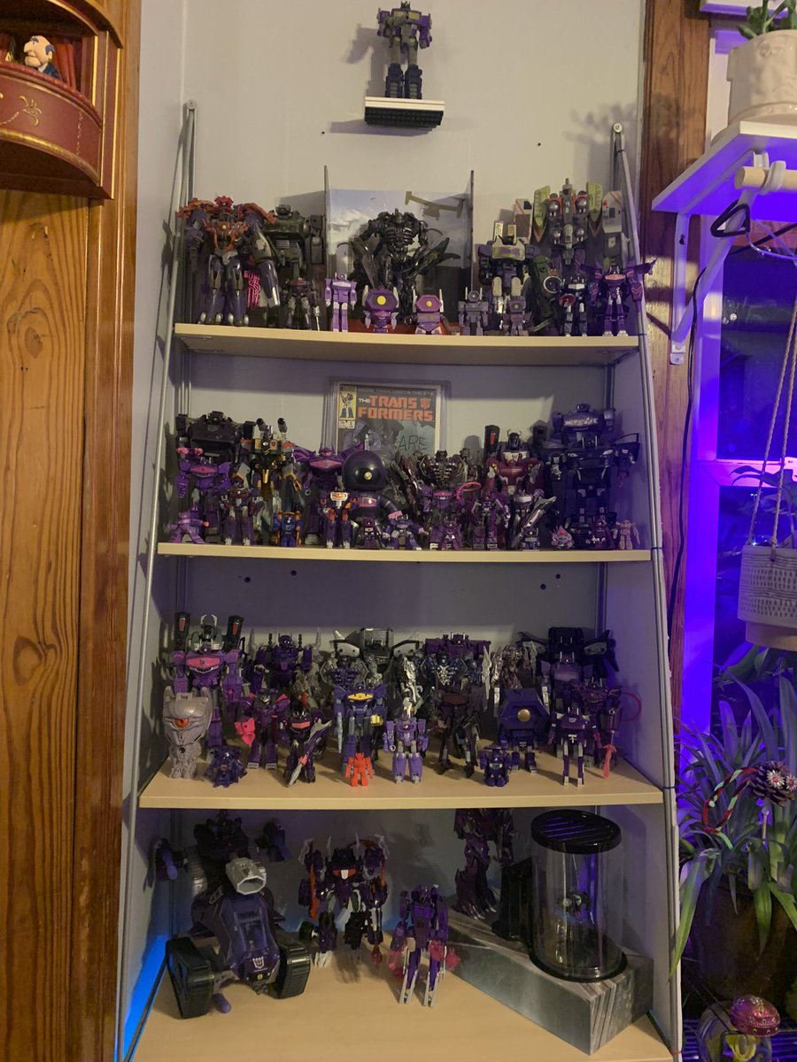 DrGimic's tweet photo. Okay Transformers fans.  I have amassed a large collection of Shockwave toys.  It’s not all of them, but it’s the lion’s share of them for sure.  It’s definitely the biggest one I’ve seen, but if there’s a bigger one out there I’d love to see it!

#Transformers #Shockwave https://t.co/JcJfcfYG05