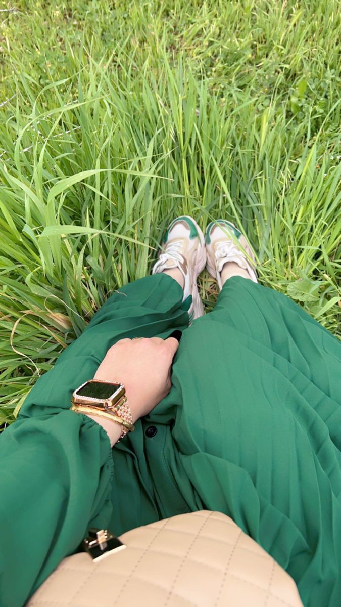 اللهم بلِّغنا رمضان بروح أنقى وقلب أتقى وعمـل أرقـى.