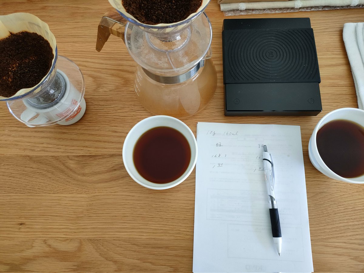 millet_coffee's tweet photo. 味を取ることができるように、シンプルに変数を動かして味の違いを覚えることをしています。
今回は挽目。
こつこつやっていきます。 https://t.co/2g7u2ohoNV