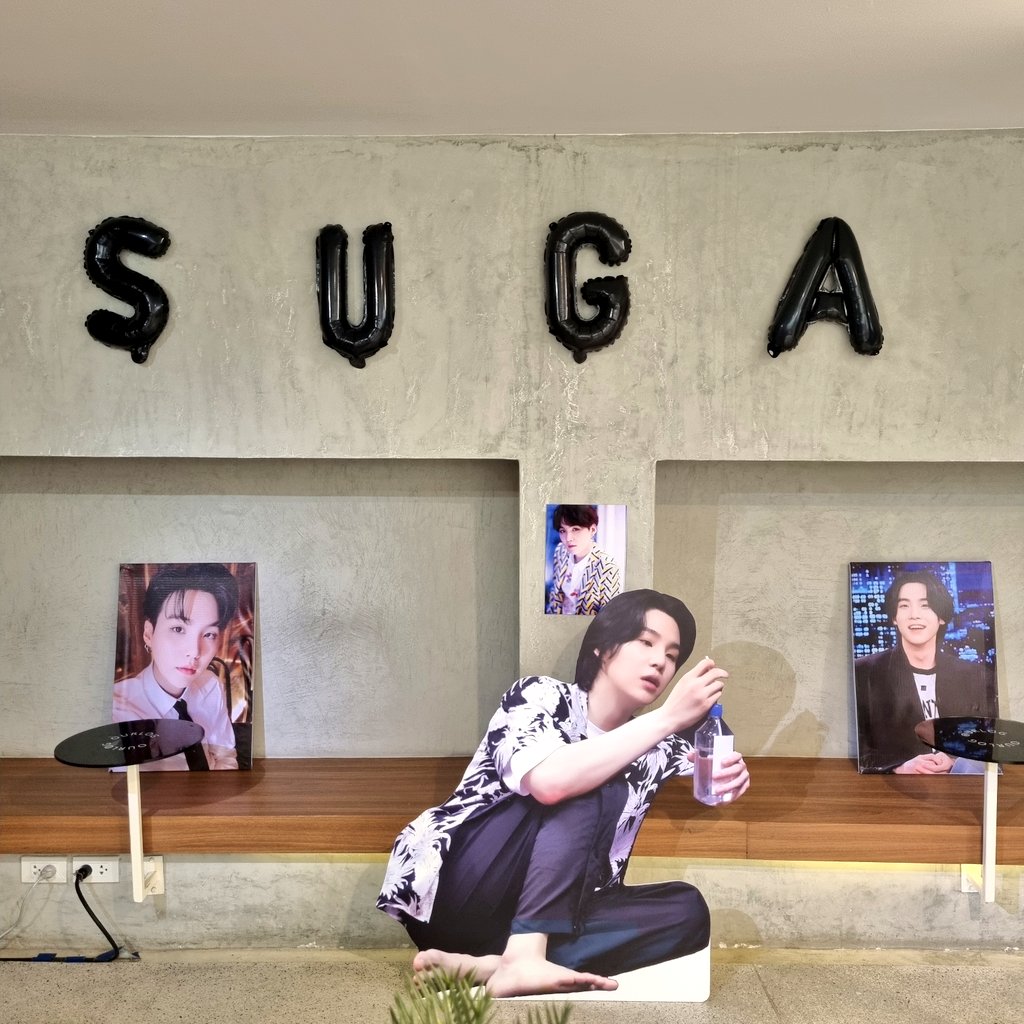projectbymyyou's tweet photo. สำหรับงานโปรเจค #SoProudOfSuga
ก็จบไปเป็นที่เรียบร้อยนแล้วนะคะ ขอบคุณอาร์มี่ทุกคนที่มาร่วมงานให้การสนับสนุนที่น่ารักและอบอุ่นมากๆ หากมีข้อผิดพลาดประการใดต้องขออภัยมา ณ ที่นี้ด้วยนะคะ หวังว่าถ้ามีงานหน้าจะกลับมาเจอกันใหม่แบบนี้นะค้า💜🥰💕🙏 https://t.co/9UJNgSRiGp