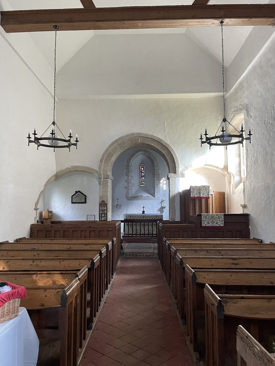 archaeo_ali's tweet photo. Inside the Saxon features are harder to see. The chancel arch is original (although modified) & you can see where the E wall was later removed to make more space in the nave. You can see the Saxon font in Friday’s tweet #SaxonSunday #MedievalMarch 3/3 https://t.co/2nDI0KCALk