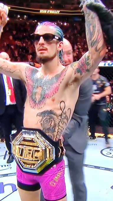 And STILL....SugaTrain rolls through Chito Vera. Great fight...both are warriors. #ufc299 https://t.<a href="/tag/ufc299"class="tags"><span>#ufc299</span></a>