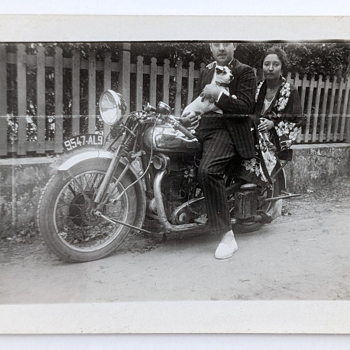 Check out Snapshot Photo Man Woman Jack Russell Terrier Dog On Motorcycle ebay.com/itm/1456569986… @eBay 

#VintagePhoto #VintagePhotograph #Snapshot #SnapshotPhoto #Photography #VintageMotorcycle #VintageDog #VintagePhotography #Photo #Photograph #eBay #eBayStore #DugItOut