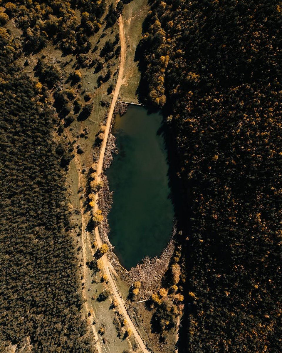 Explore Mengen Şirinyazı Pond amidst lush greenery, whether you're a nature enthusiast or simply seeking tranquillity. #Bolu Follow for more: instagram.com/go_bolu 📸 IG:yersizkasif