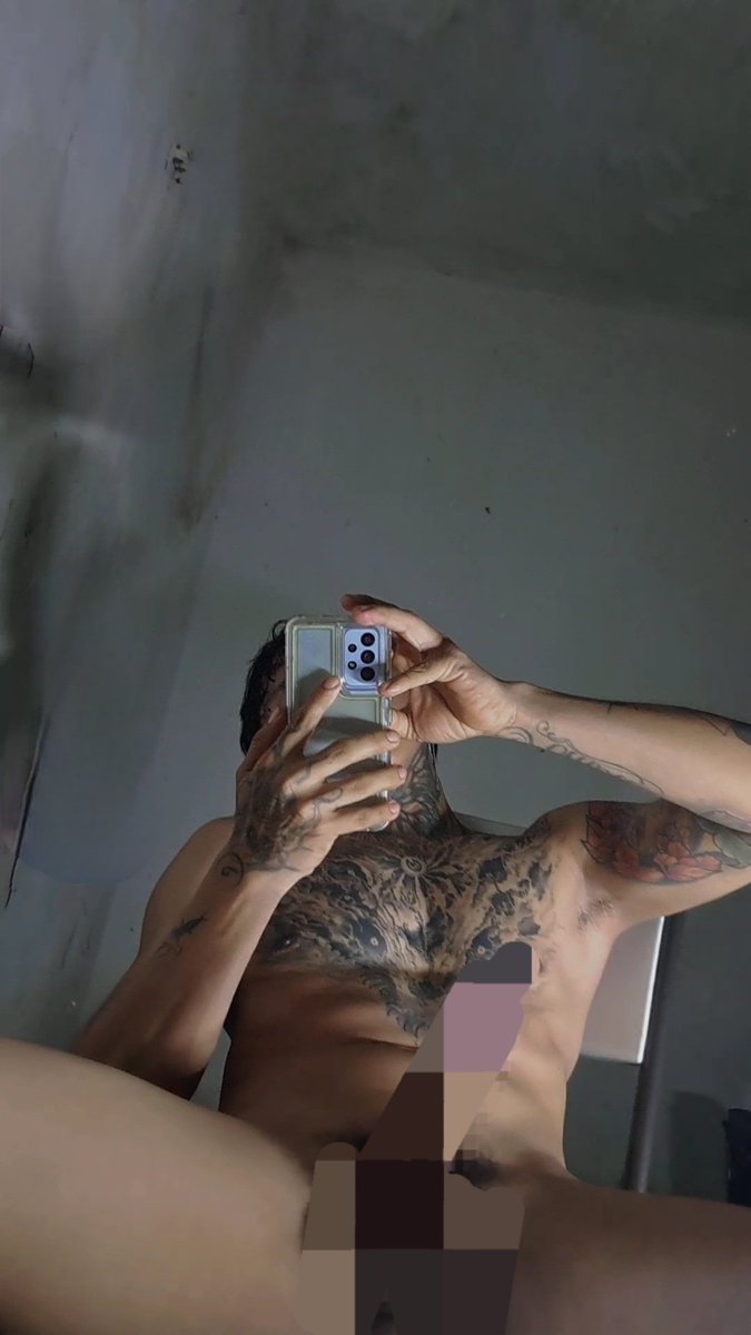 50% malandro 🥷50%niño de casa 🥴...