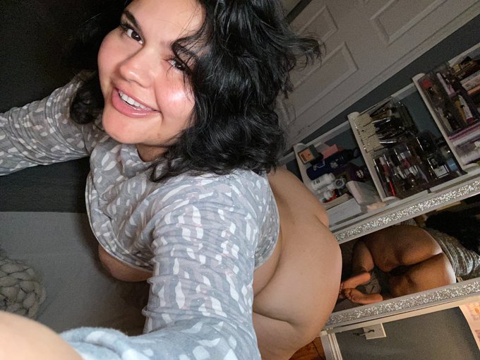 Put a smile on my face and join my onlyfans&hellip; https://t.co/nhreMMtJh7<a href="/tag/newprofilepic"class="tags"><span>#newprofilepic</span></a>