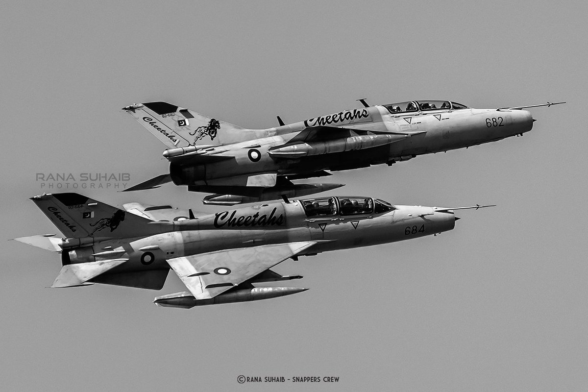 CHEETAS with new Tail Art buzzing in Twins Cities

.
.
.
#paf #PakistanAirForce #23march #pakistanday #pakistanarmy #sherdils #aviation #airshow #ranasuhaib #SnappersCrew