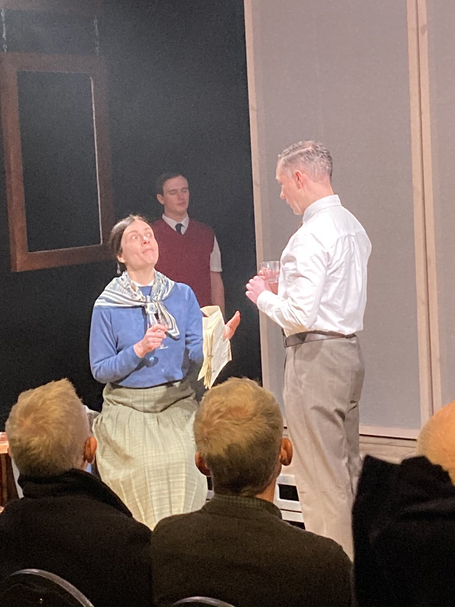 PaulJ1963's tweet image. Turning the screw. Our fantastic cast give their final performance at 3pm today. Friends who saw the play wondered why there aren’t queues for returns! #TTS @tushaw @TheLiamWatson @siwillmont @JoWickham @thejclarkson @KingsHeadThtr @k2prodlt #benjaminbritten #peterpears #Hemmings