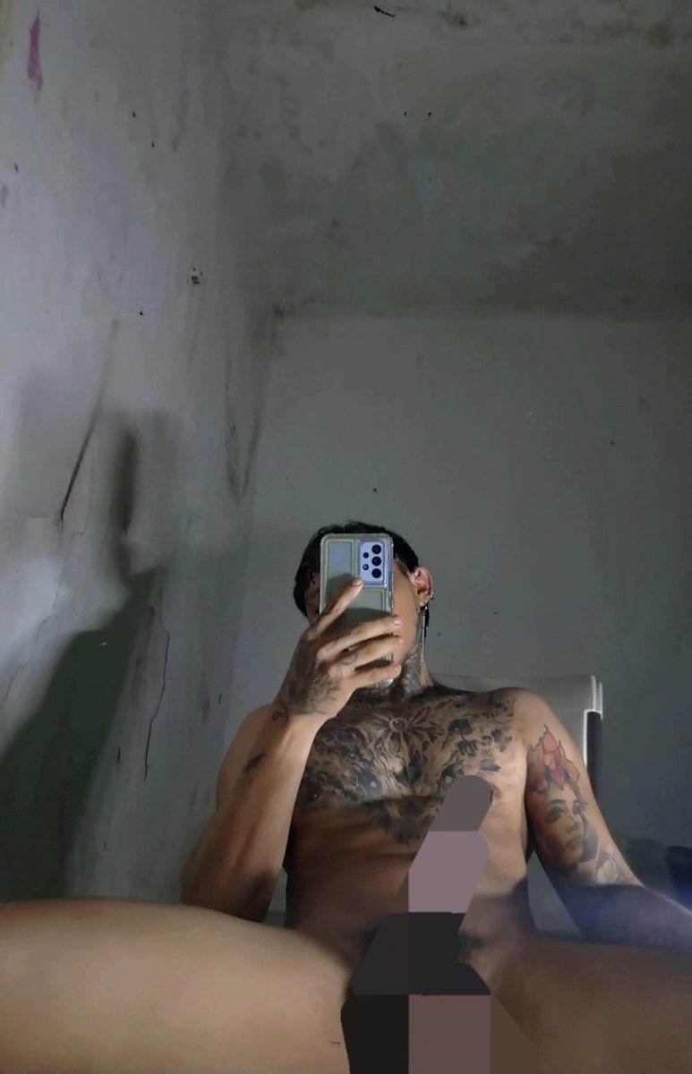 emoxxxito 🦇 tweet media