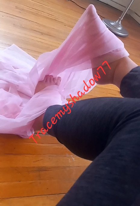 It's 3:38 a.m. and I woke up. Your appreciation for me starts here: https://t.co/BD0wM6ltJP     &bull;~  <a href="/tag/feetlovers"class="tags"><span>#feetlovers</span></a>