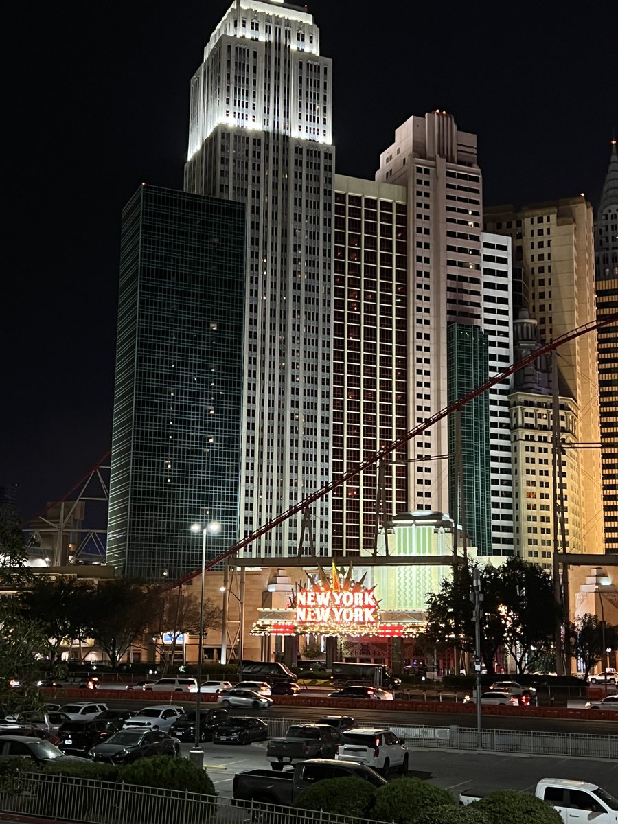 JohnHodge78's tweet photo. #Vegas #LasVegas https://t.co/YlaPAeSPuC