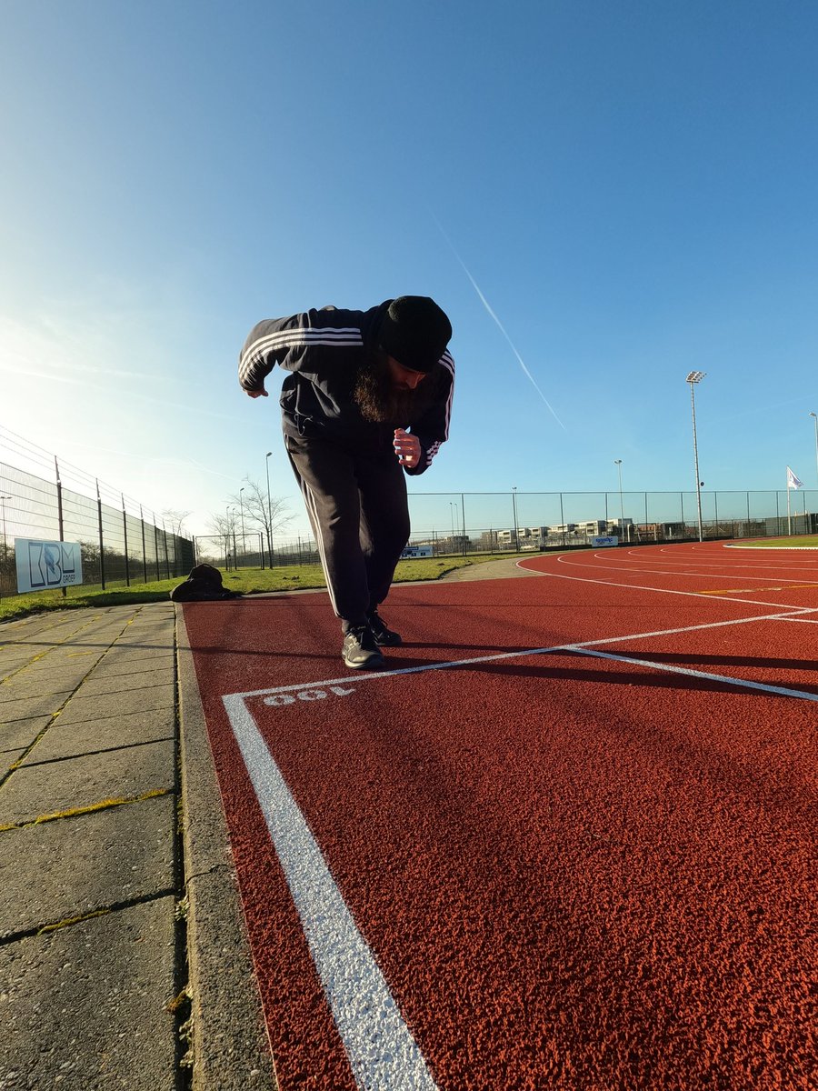 JefKPhotography's tweet photo. A standing start for sprinting.
#sprinting #start #startposition #standingstart #athletics #trackandfield #sport #sports #sportsphotography #sportsphotos #athleticsphoto #athleticsphotos #photography #photo #photos #photograph #photographs https://t.co/7d6KM4sJMH