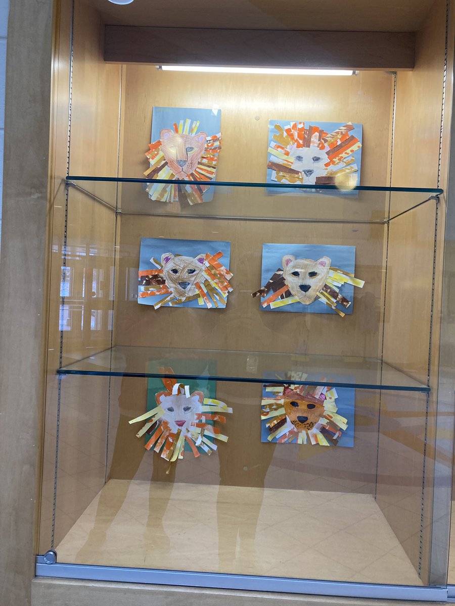 In like a 🦁or a🐑? March is a short but busy month at HHE! Enjoy the March Break, we’ll see everyone back on March 25. Thanks to 2 Teal for our Harmony Gallery display🎨🖌️🖼️