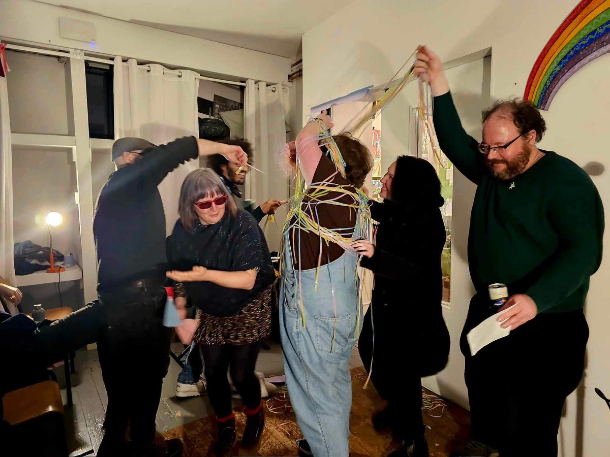 Club Wormhole tweet media