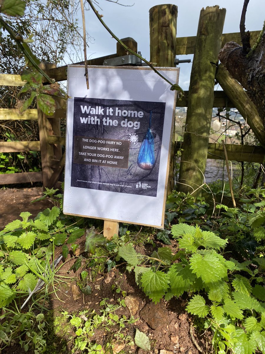 Yes! Not sure who’s left this at Barley Valley - but thank you! It’s not hard to carry it home and it makes out local Nature Reserve so much nicer to visit if it’s not strewn with poo bags. <a href="/ExeterCouncil/">Exeter City Council</a> <a href="/DevonWildlife/">Devon Wildlife Trust</a>
