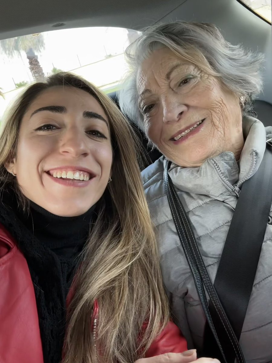 Olga Carmona tweet media