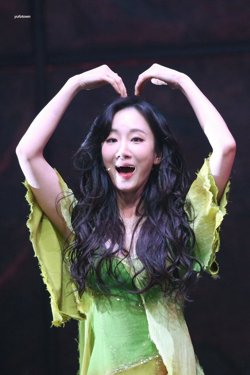 240308 밤 노트르담 드 파리🔔
#유리아 에스메랄다

왕큰하트!!🤍🤍