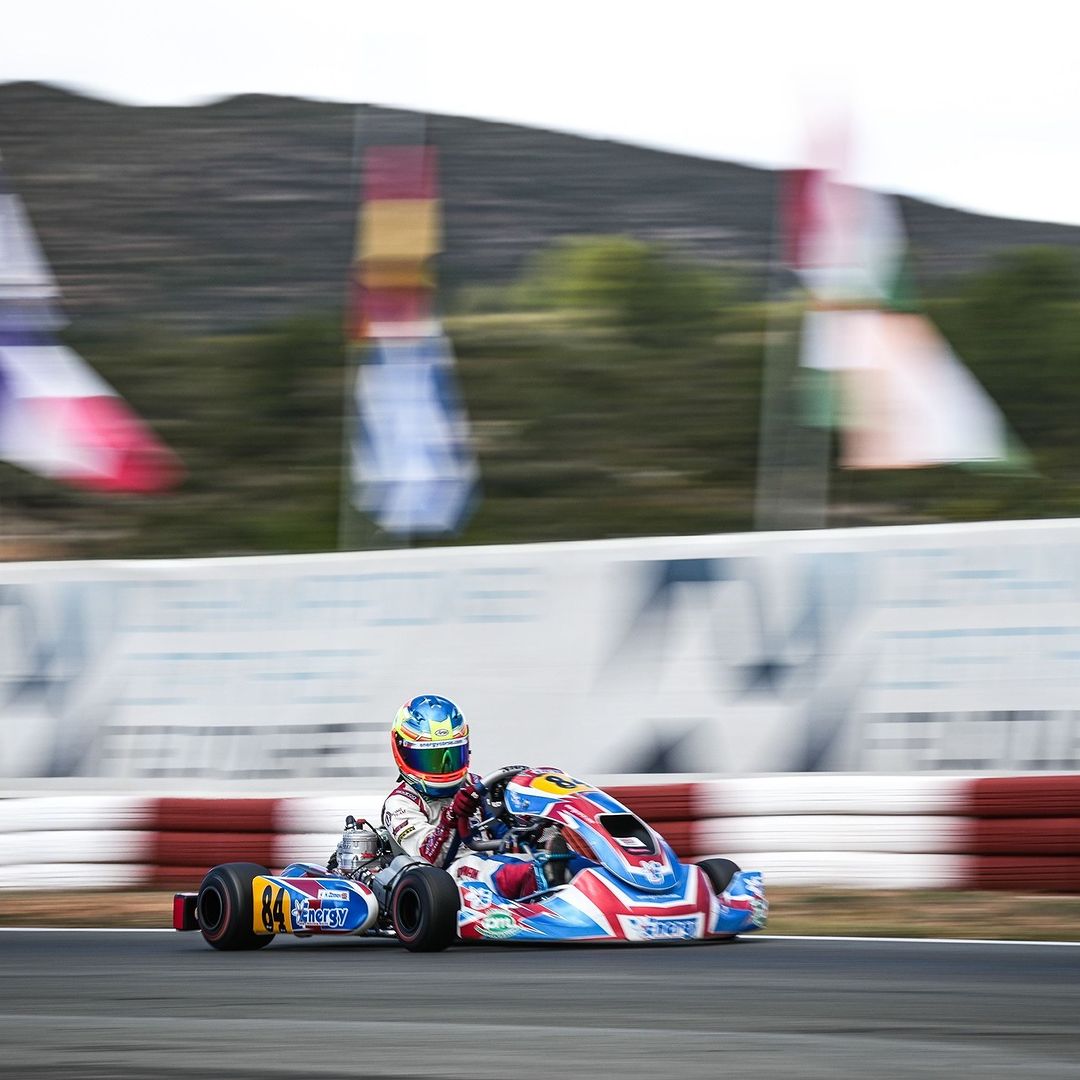 CorseEnerg95099's tweet image. Living life in the fast lane 🏁 

#RacerLife #FastLaneLife #SpeedyLiving #RaceTrackVibes #AdrenalineRush #FastAndFurious #RaceDayEveryday #RaceLife